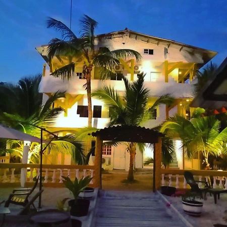 Hotel Cocotal Исла Гранде Екстериор снимка